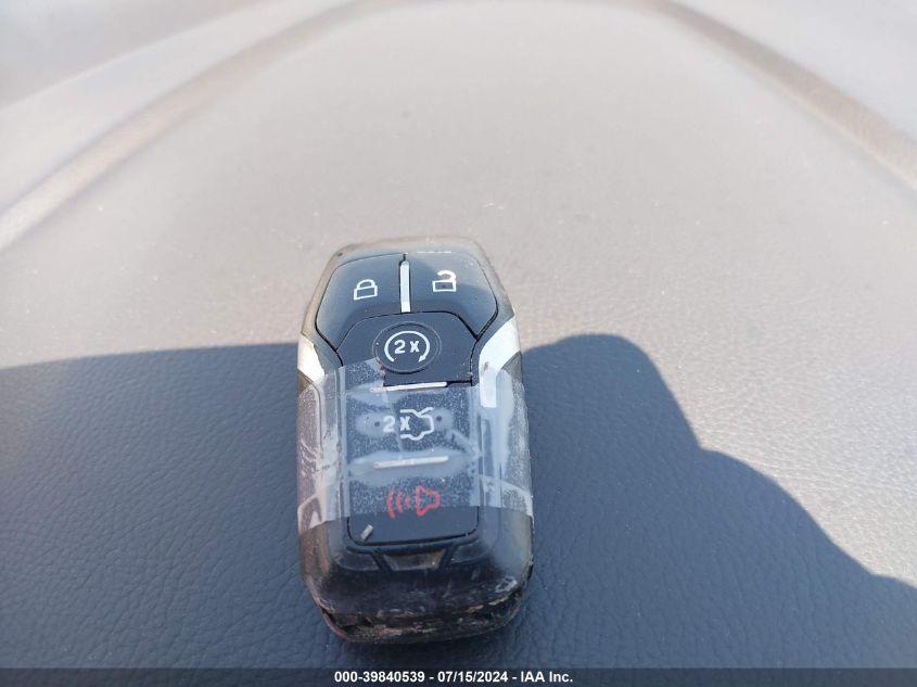 2014 Ford Fusion Energi Titanium VIN: 3FA6P0SU8ER112239 Lot: 39840539