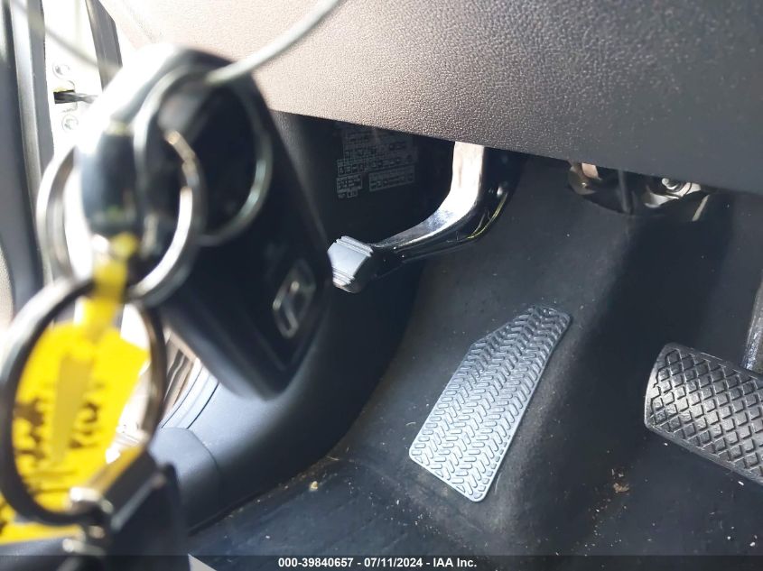 2017 Honda Pilot Elite VIN: 5FNYF6H08HB060372 Lot: 39840657