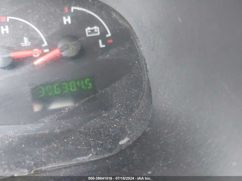 2004 Ford Econoline E250 Van VIN: 1FTNE24L04HA75795 Lot: 39841016