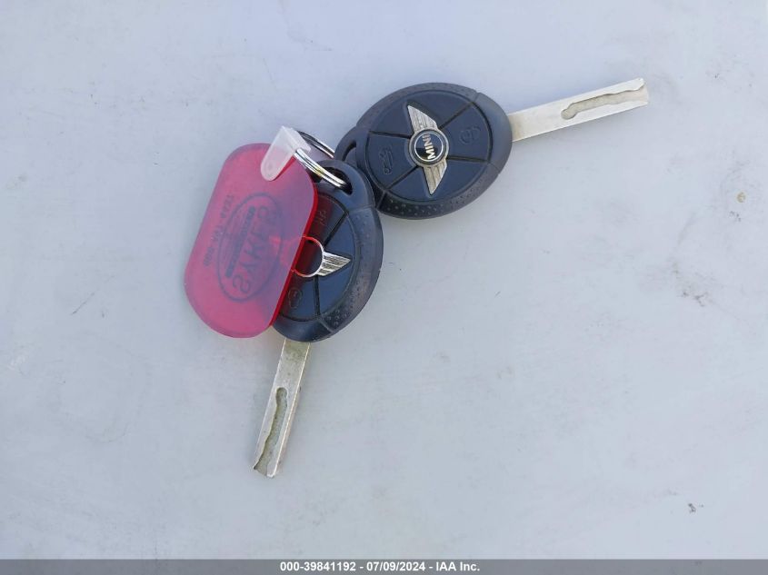 2005 Mini Cooper VIN: WMWRC33565TJ73306 Lot: 39841192