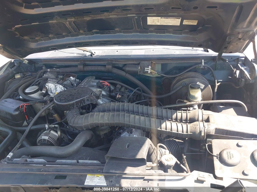 1996 Ford F250 VIN: 2FTHF25HXTCA55015 Lot: 39841250