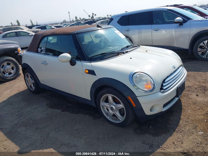 2010 Mini Cooper VIN: WMWMR3C56ATZ19384 Lot: 39841426