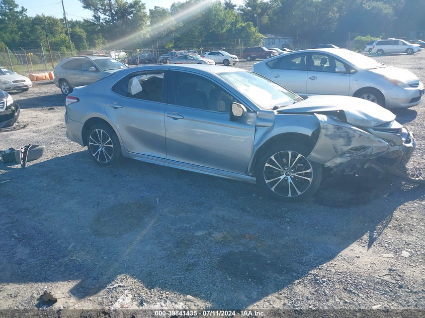 TOYOTA CAMRY L/LE/XLE/SE/XSE 2019