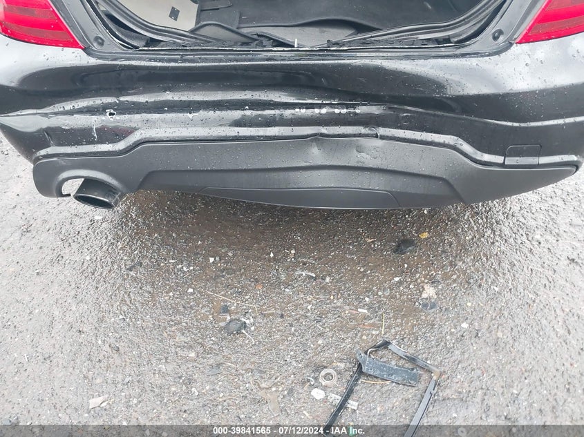 2013 MERCEDES-BENZ C 250 LUXURY/SPORT - WDDGF4HB1DR268623