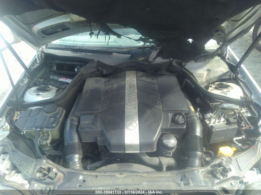 2005 Mercedes-Benz C 320 Luxury/Sport VIN: WDBRF64J75F588798 Lot: 39841733