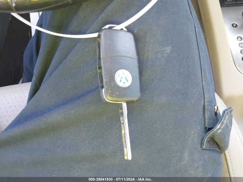 2008 Volkswagen Eos Komfort/Turbo VIN: WVWBA71F08V037968 Lot: 39841930