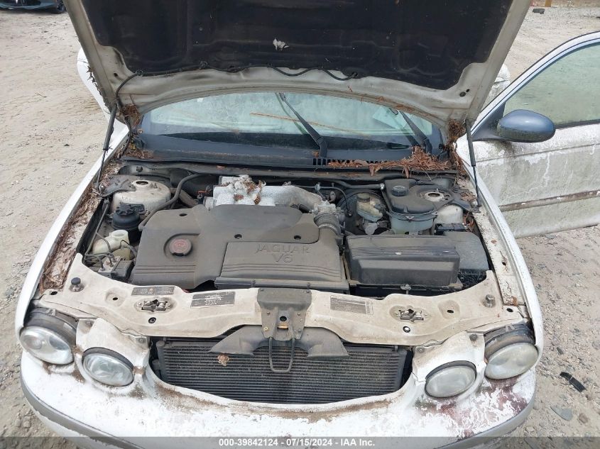 2002 Jaguar X-Type 2.5L VIN: SAJEA51D42XC40605 Lot: 39842124