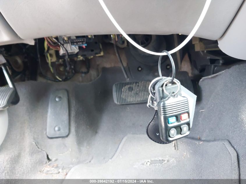 2005 Ford Taurus Se VIN: 1FAFP53285A241585 Lot: 39842192