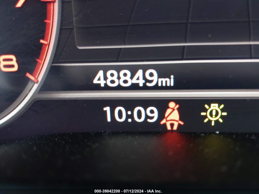 2018 Audi A4 2.0T Premium/2.0T Tech Premium VIN: WAUENAF49JN014472 Lot: 39842208