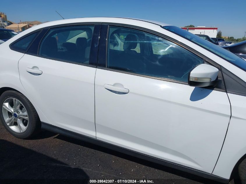 2014 Ford Focus Se VIN: 1FADP3F23EL454245 Lot: 39842307