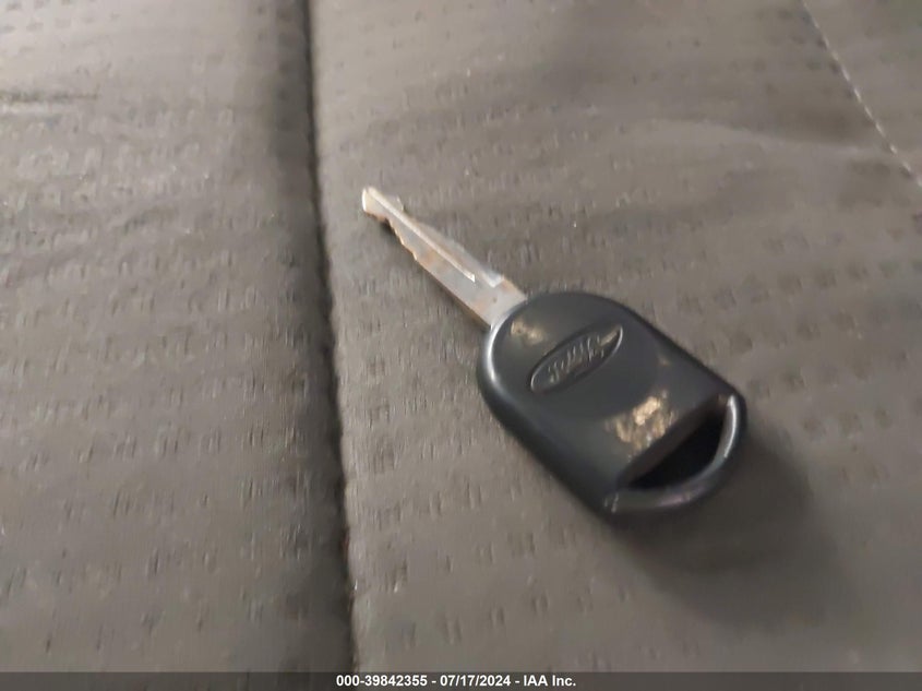 2010 Ford F-250 Super Duty VIN: 1FTNF2B54AEB14354 Lot: 39842355