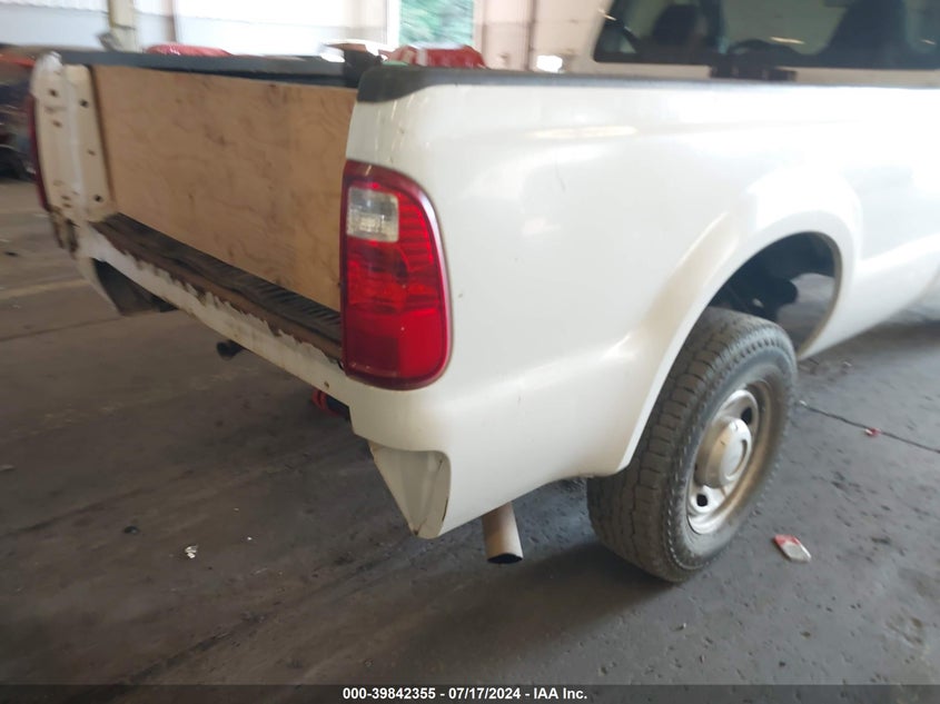 2010 Ford F-250 Super Duty VIN: 1FTNF2B54AEB14354 Lot: 39842355