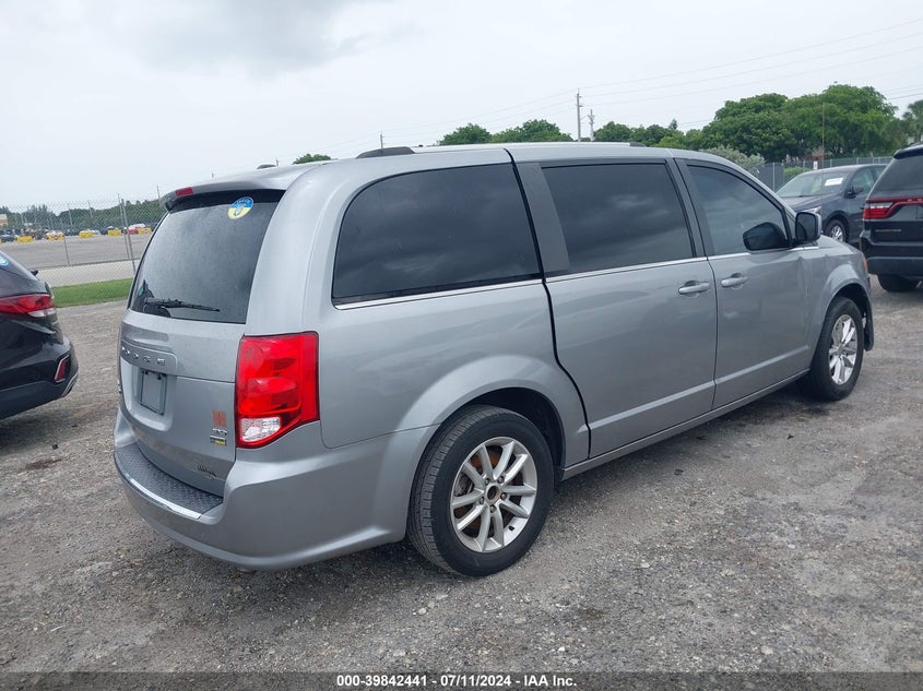 VIN 2C4RDGCG4JR250393 2018 DODGE GRAND CARAVAN SXT