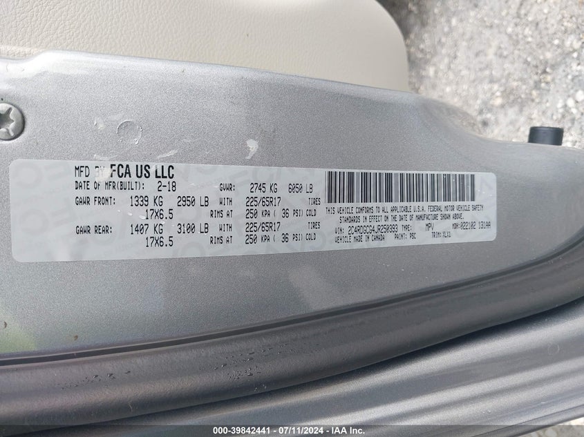 VIN 2C4RDGCG4JR250393 2018 DODGE GRAND CARAVAN SXT