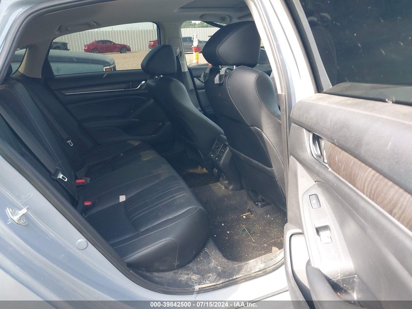 VIN 1HGCV2F93NA011092 2022 HONDA ACCORD TOURING
