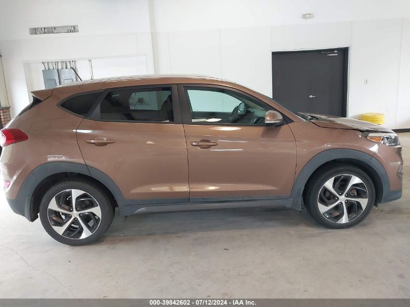 KM8J3CA21GU044780 2016 Hyundai Tucson Sport