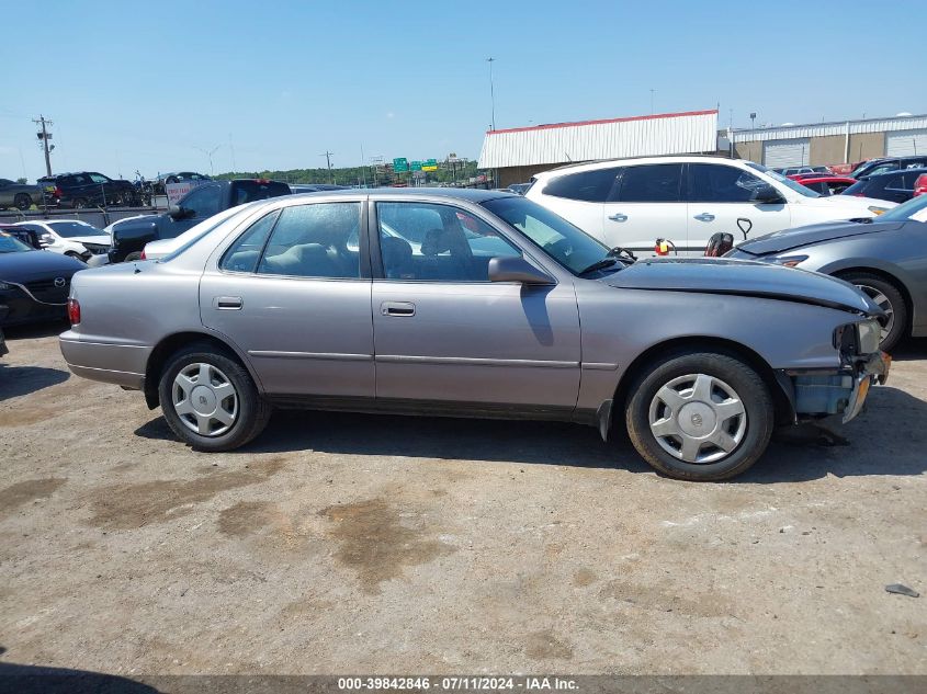 1995 Toyota Camry Le VIN: 4T1GK12E6SU069208 Lot: 39842846