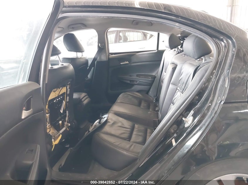 2011 Honda Accord Se VIN: 1HGCP2F61BA075515 Lot: 39842852