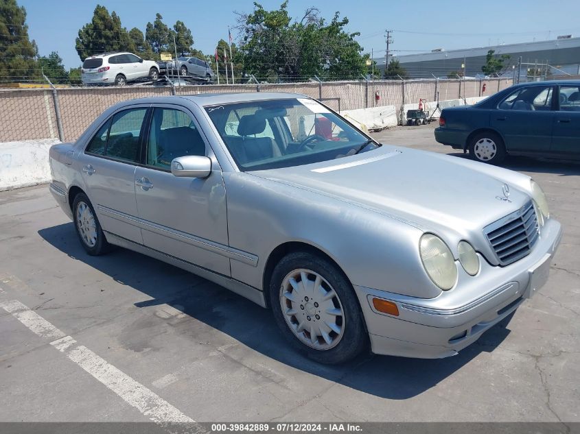 WDBJF65J41B318828 2001 Mercedes-Benz E 320