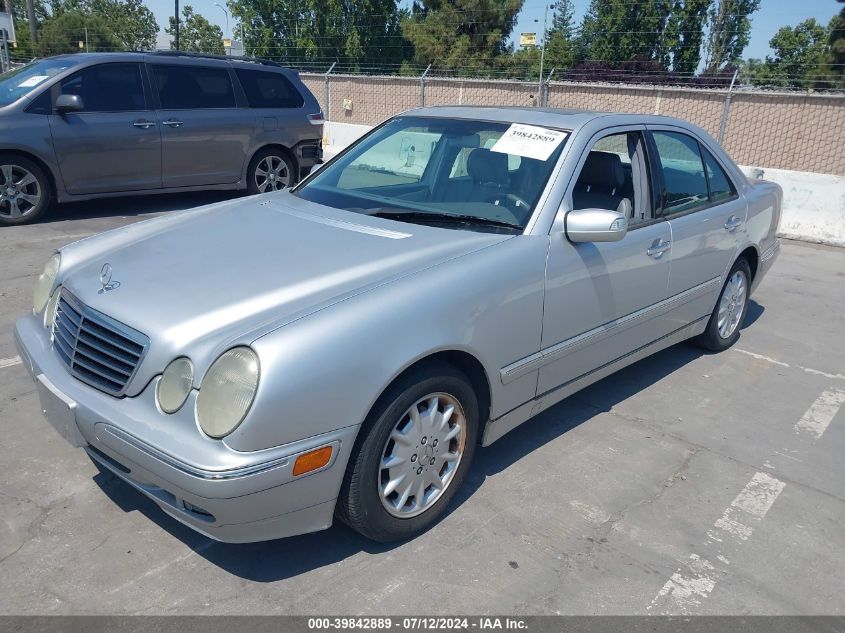 WDBJF65J41B318828 2001 Mercedes-Benz E 320