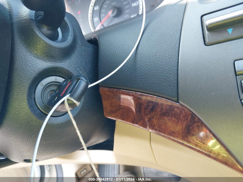 2011 Honda Accord 3.5 Ex-L VIN: 1HGCP3F8XBA025221 Lot: 39842912