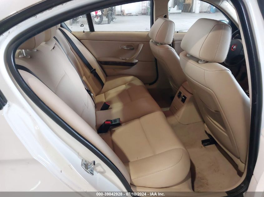 2008 BMW 328Xi VIN: WBAVC93558K042444 Lot: 39842928