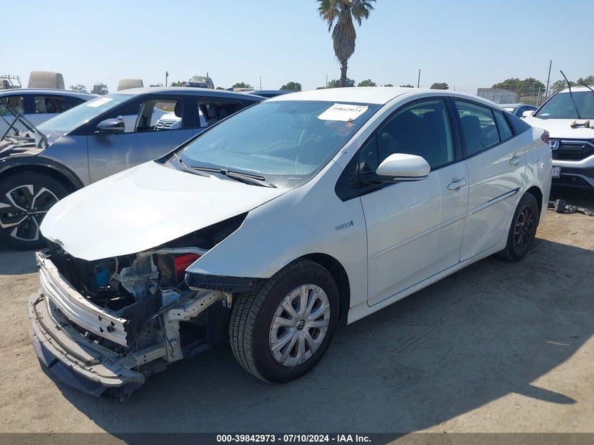 VIN JTDKARFU2K3099166 2019 TOYOTA PRIUS LE
