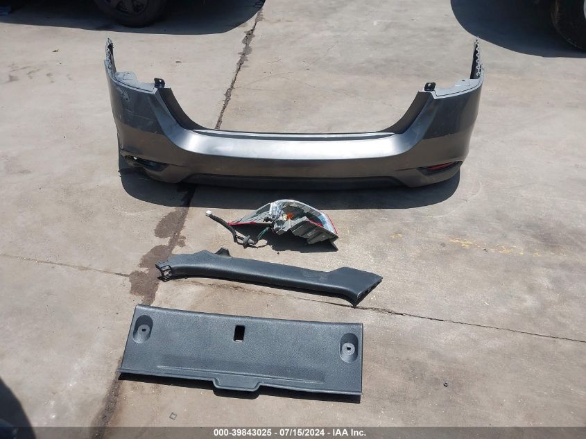 2018 Nissan Sentra S VIN: 3N1AB7AP2JY249011 Lot: 39843025