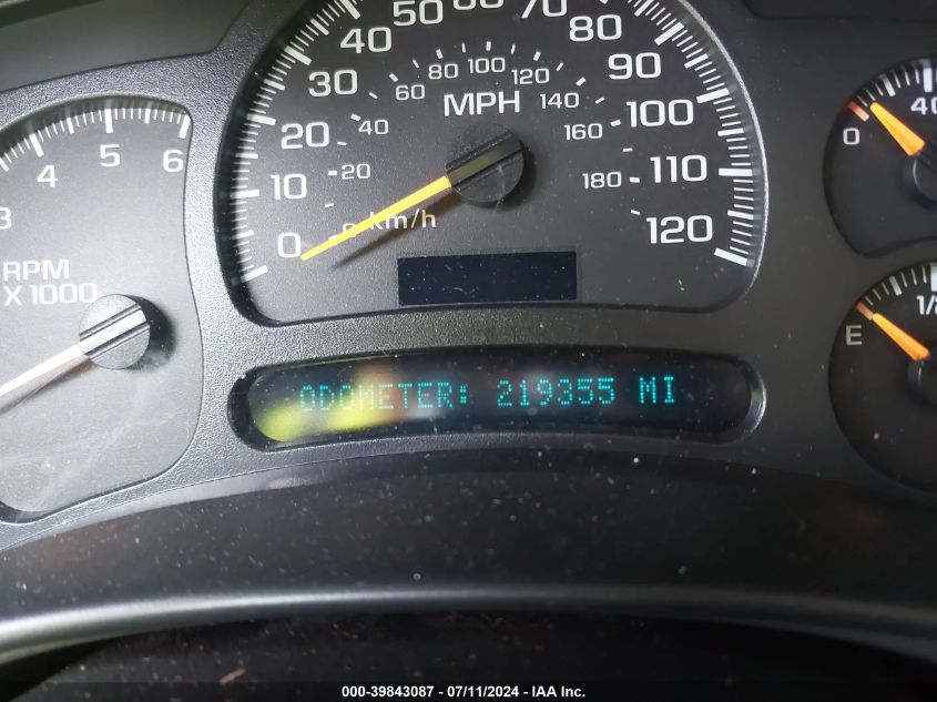 2005 Chevrolet Suburban 1500 Lt VIN: 3GNFK16Z95G216682 Lot: 39843087