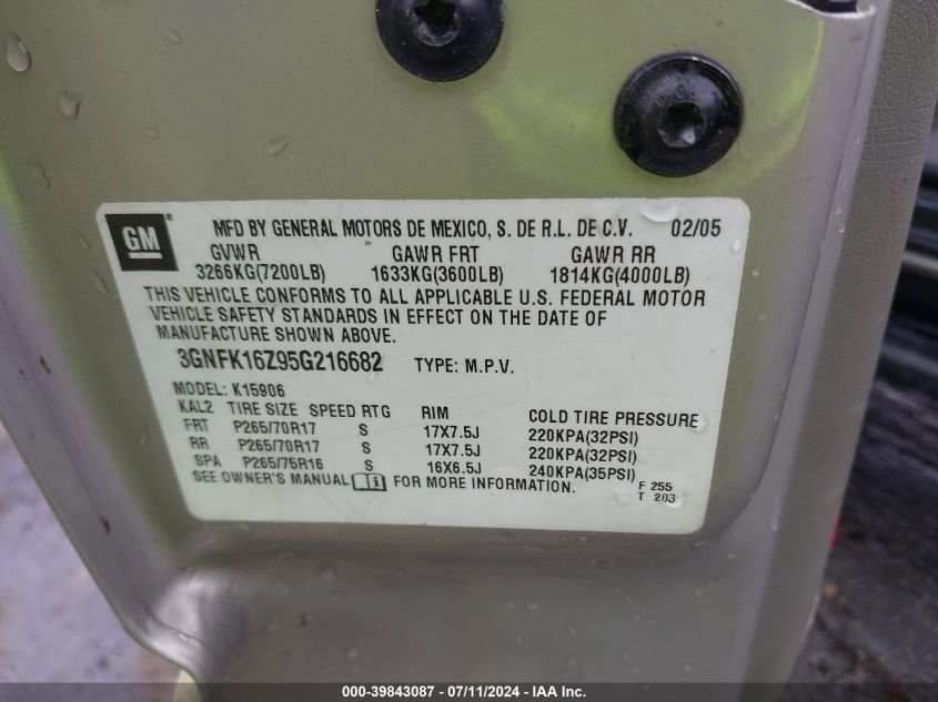 2005 Chevrolet Suburban 1500 Lt VIN: 3GNFK16Z95G216682 Lot: 39843087