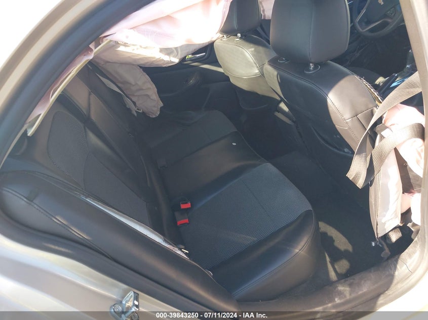 2015 Chevrolet Malibu 1Lt VIN: 1G11C5SL1FF298430 Lot: 39843250