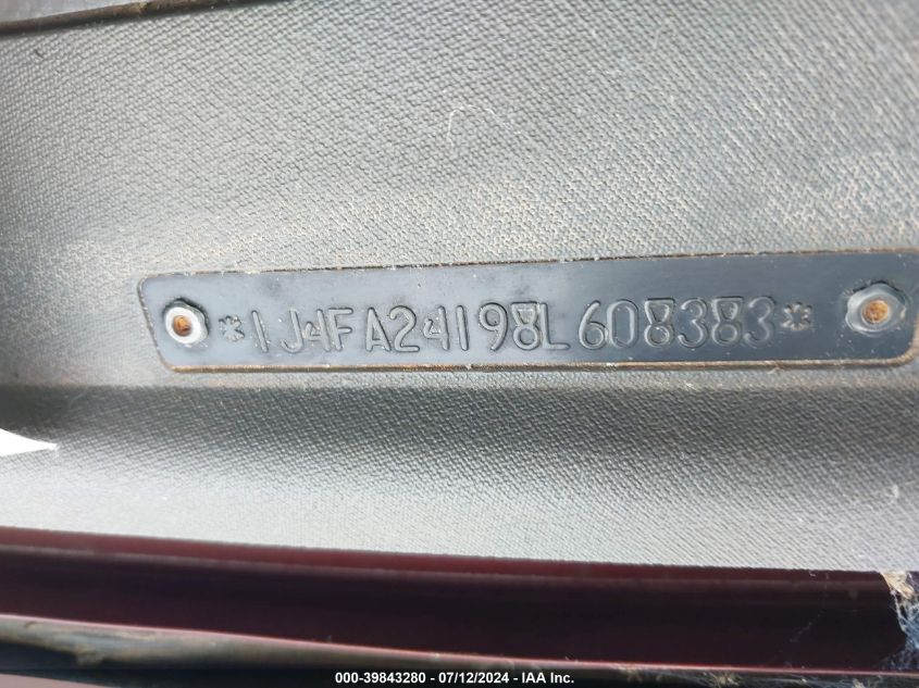 2008 Jeep Wrangler X VIN: 1J4FA24198L608383 Lot: 39843280