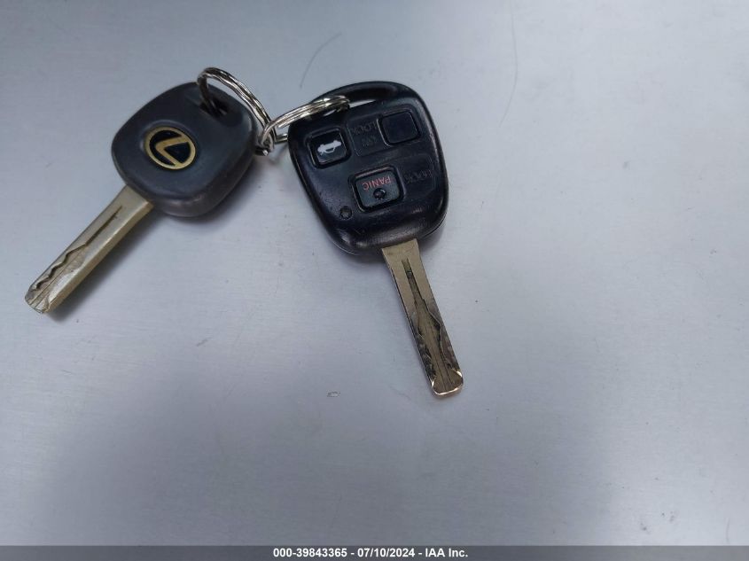 2002 Lexus Is 300 VIN: JTHBD192420048349 Lot: 39843365