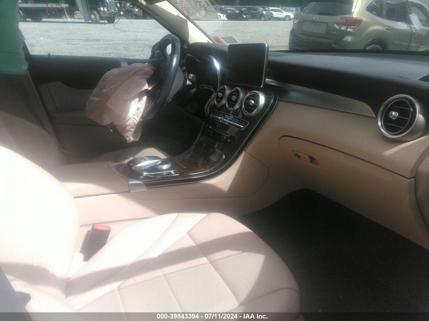 2018 Mercedes-Benz Glc 300 4Matic VIN: WDC0G4KB3JV042534 Lot: 39843394