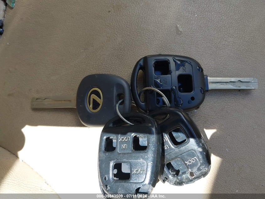 2006 Lexus Es 330 VIN: JTHBA30G965166807 Lot: 39843509