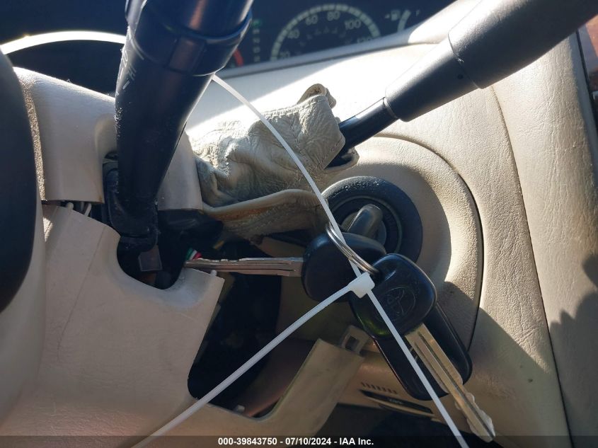 2002 Toyota Avalon Xl/Xls VIN: 4T1BF28B72U220770 Lot: 39843750