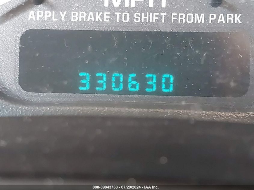 2002 Chevrolet Tahoe Lt VIN: 1GNEC13Z52R273650 Lot: 39843768