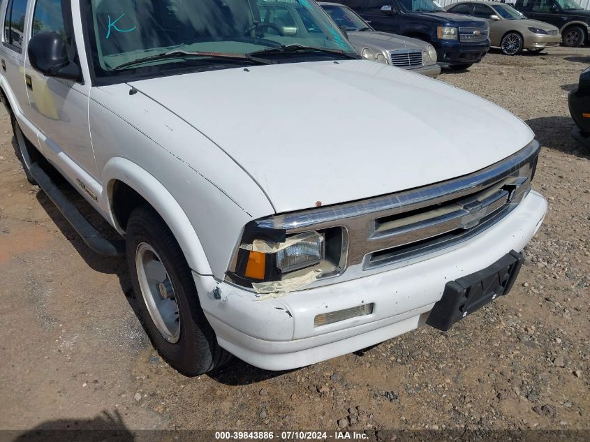 1997 Chevrolet Blazer Ls VIN: 1GNCS13W4V2255783 Lot: 39843886