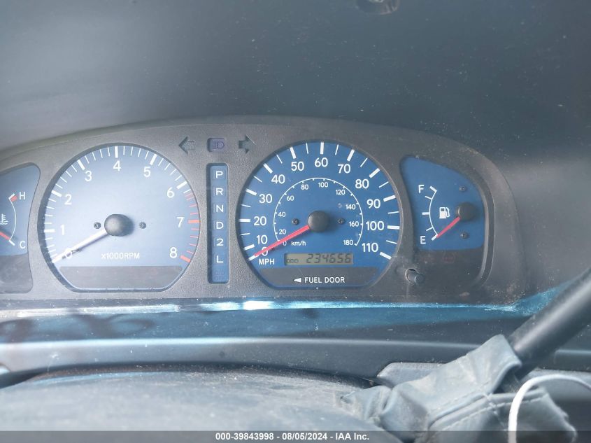 2002 Toyota Sienna Xle VIN: 4T3ZF13C62U460327 Lot: 39843998