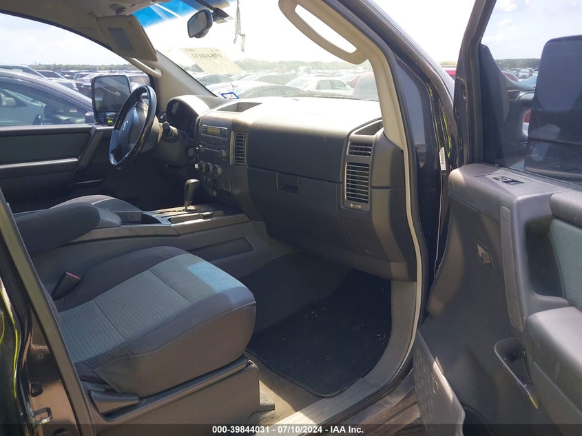 2005 Nissan Titan Se VIN: 1N6BA07B45N538656 Lot: 39844031