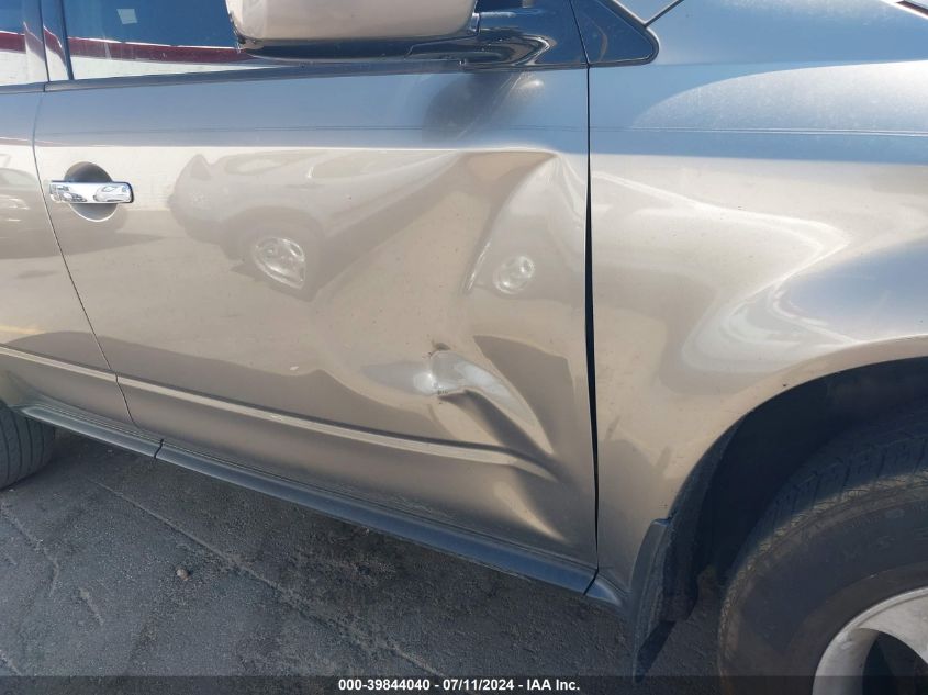 2004 Nissan Murano Sl VIN: JN8AZ08T04W211196 Lot: 39844040