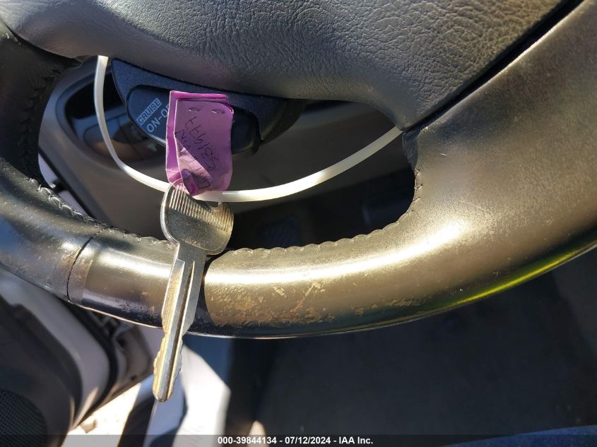 2003 Hyundai Santa Fe Gls/Lx VIN: KM8SC13DX3U531977 Lot: 39844134