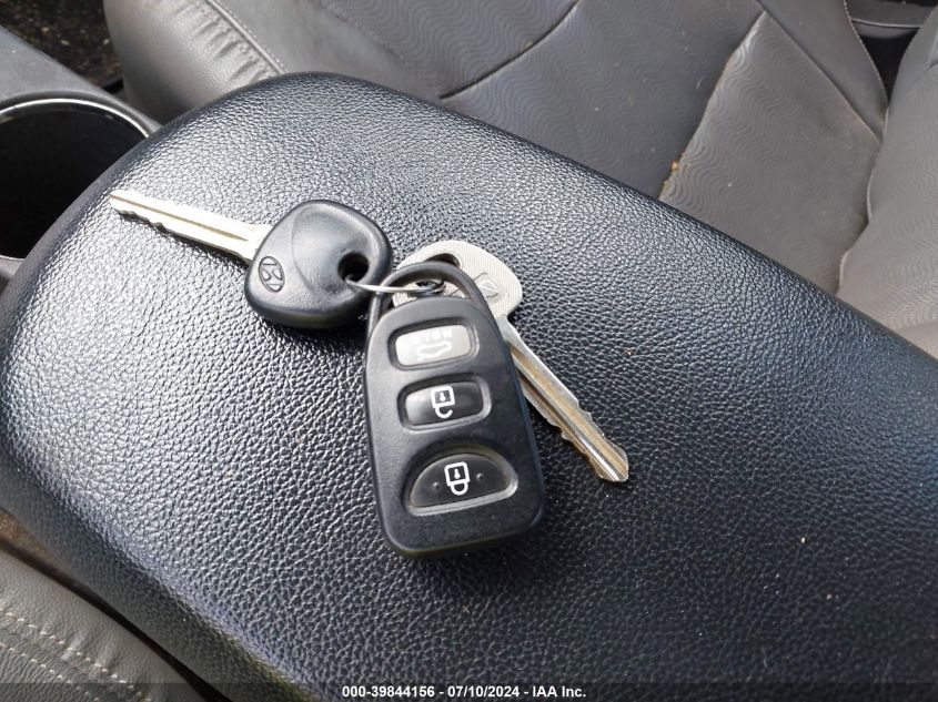 2012 Hyundai Elantra Limited (Ulsan Plant) VIN: KMHDH4AEXCU277744 Lot: 39844156