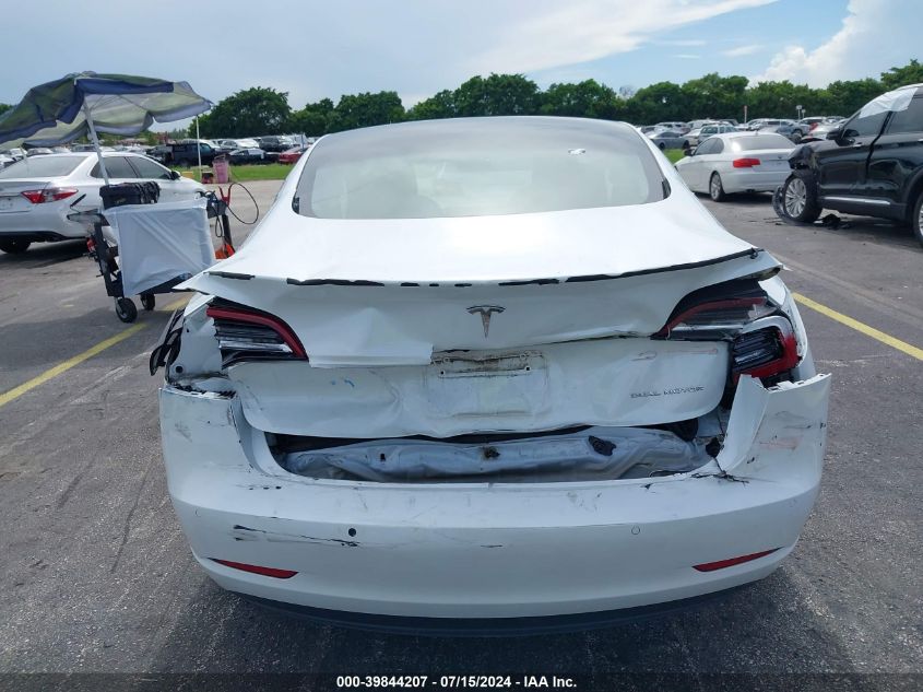 2022 Tesla Model 3 Long Range Dual Motor All-Wheel Drive VIN: 5YJ3E1EB0NF103085 Lot: 39844207