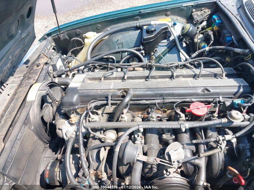 1993 Jaguar Xj6 Sovereign VIN: SAJHW1745PC671786 Lot: 39844576