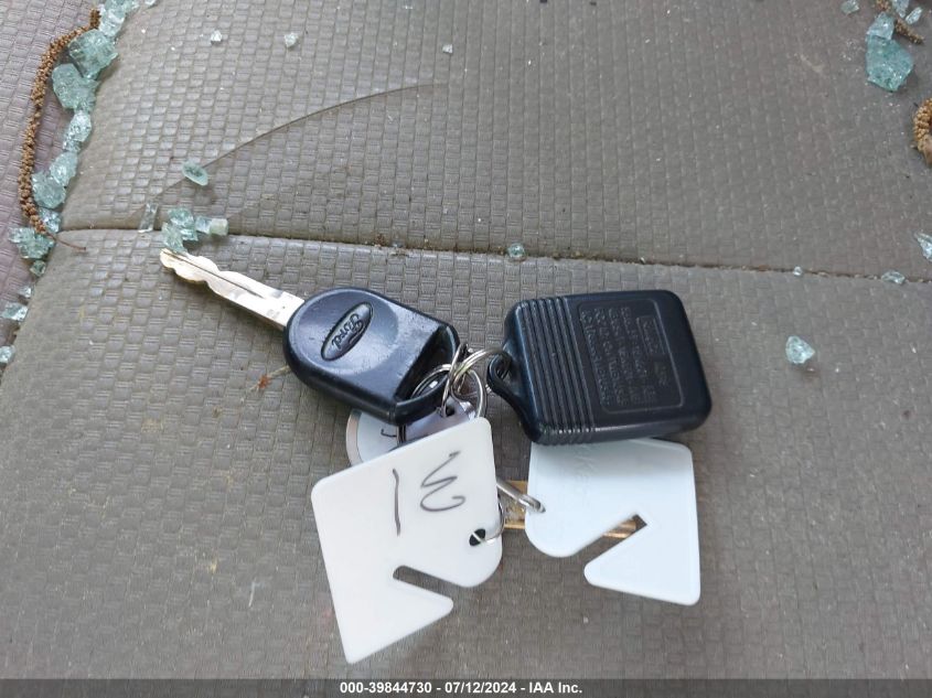 2010 Ford F150 VIN: 1FTMF1CW4AKA48144 Lot: 39844730