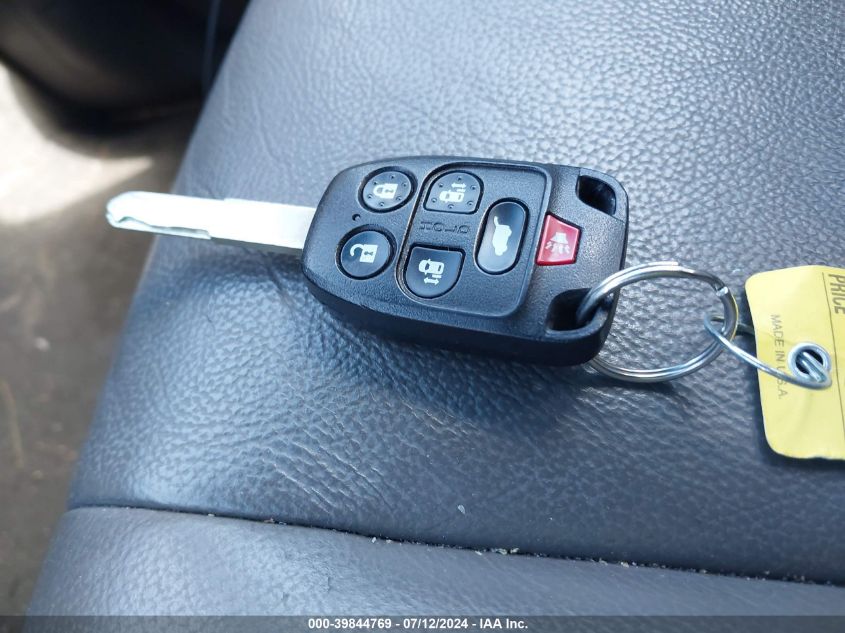 2012 Honda Odyssey Ex-L VIN: 5FNRL5H68CB069917 Lot: 39844769