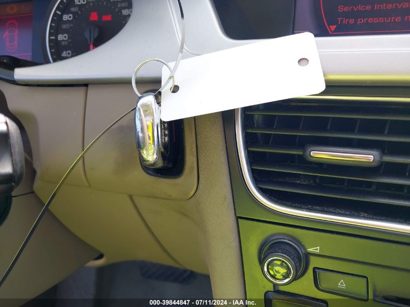 2011 Audi A4 2.0T Premium VIN: WAUFFAFL7BN014027 Lot: 39844847