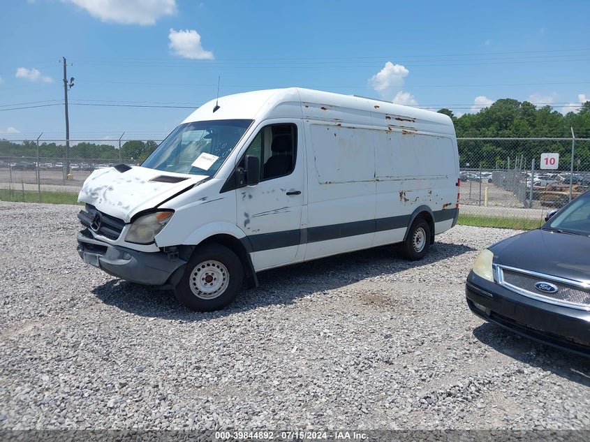 2011 Mercedes-Benz Sprinter 2500 High Roof VIN: WD3PE8CB6B5605684 Lot: 39844892