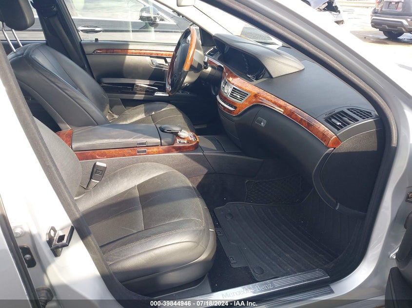 2009 Mercedes-Benz S 550 4Matic VIN: WDDNG86X49A256174 Lot: 39844946